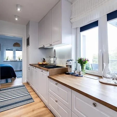 Blue Marine 19 Z Tarasem I Widokiem Na Morze Przy Plazy * ロビ