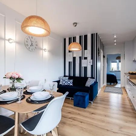 Blue Marine 19 Z Tarasem I Widokiem Na Morze Przy Plazy Apartment Rowy (Pomerania)