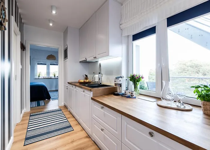 Blue Marine 19 Z Tarasem I Widokiem Na Morze Przy Plazy * Rowy (Pomerania)