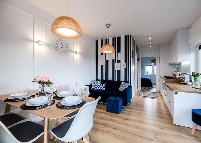 Blue Marine 19 Z Tarasem I Widokiem Na Morze Przy Plazy Lägenhet Rowy (Pomerania)