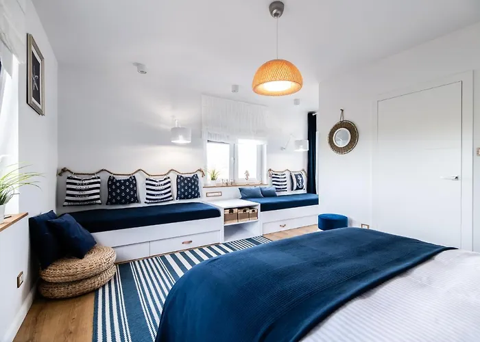 Blue Marine 19 Z Tarasem I Widokiem Na Morze Przy Plazy * Rowy (Pomerania)