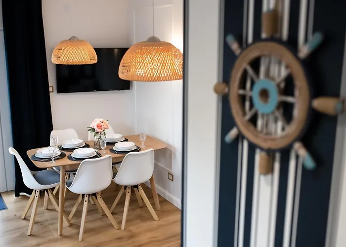 Blue Marine 19 Z Tarasem I Widokiem Na Morze Przy Plazy Lägenhet *